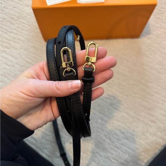 Louis Vuitton Palm Springs Mini - Picture 13 of 15